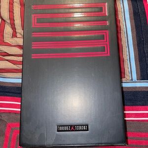 empty Jordan 11 Win Like ‘96 shoe box